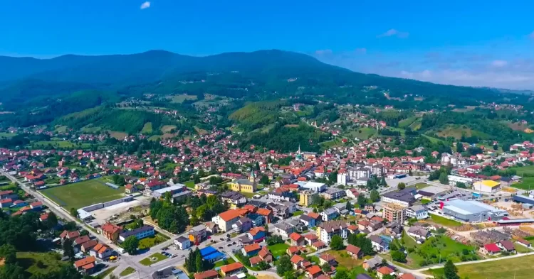 Zbog Srebrenice prijetio pištoljem obitelji Plavčić i njihovim gostima