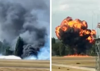 Avion koji je letio iz Pule srušio se na aerodromu kod Londona