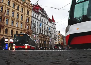 Nestanak struje paralizirao Češku: Ljudi zaglavili u liftovima, proglašeno izvanredno stanje