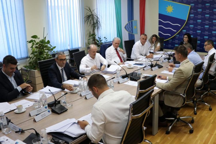 Vlada HNŽ-a usvojila niz mjera poput potpore obiteljima i braniteljima