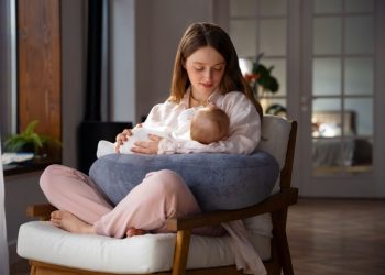 Pet praktičnih saveznika za nove mame