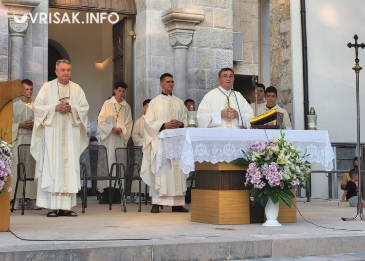 Široki Brijeg: Sedma večer devetnica Velikoj Gospi