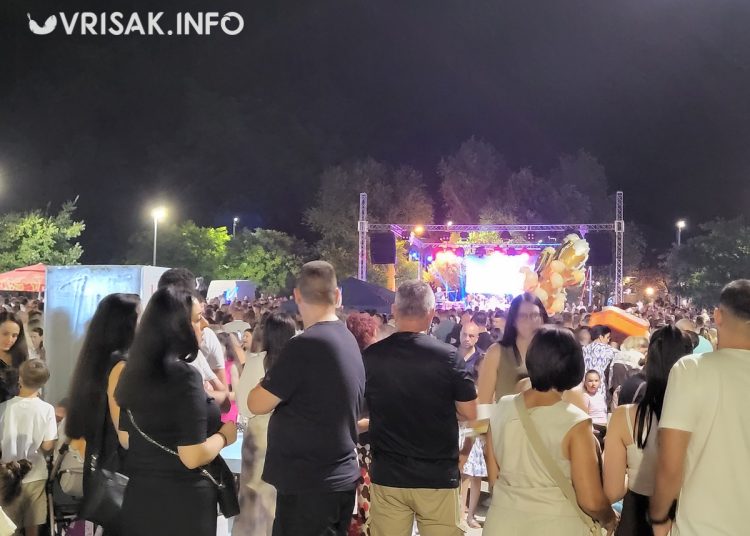 Antonietta i Slavonia Band raspjevali i rasplesali Široki Brijeg na Veliku Gospu