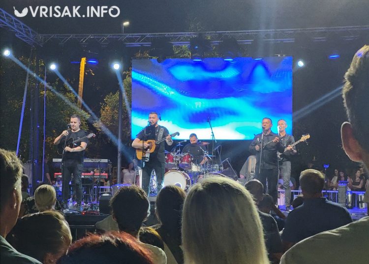 Antonietta i Slavonia Band raspjevali i rasplesali Široki Brijeg na Veliku Gospu