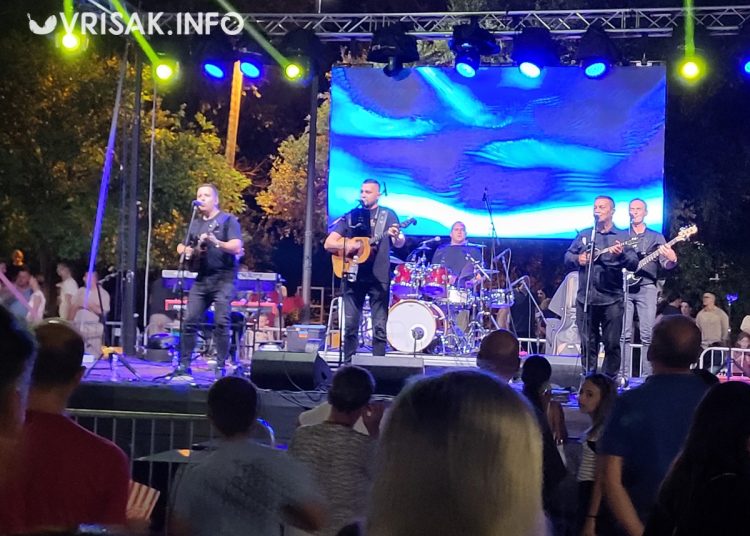 Antonietta i Slavonia Band raspjevali i rasplesali Široki Brijeg na Veliku Gospu
