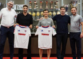 Bomba s Poljuda: Hajduk predstavio oba Španjolca