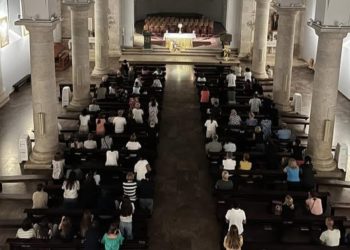 Cjelonoćno klanjanje u Širokom Brijegu: Noć molitve i sabranosti
