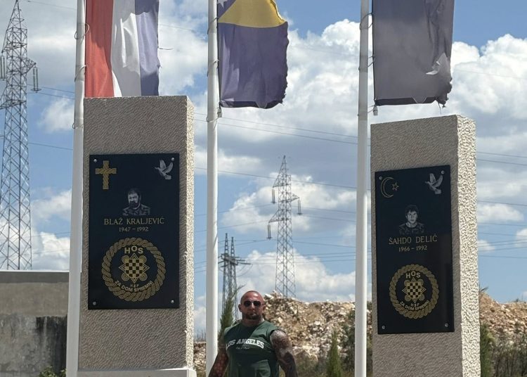 MMA borac “The Scorpion” posjetio Međugorje i odao počast HOS-ovcima u Kruševu