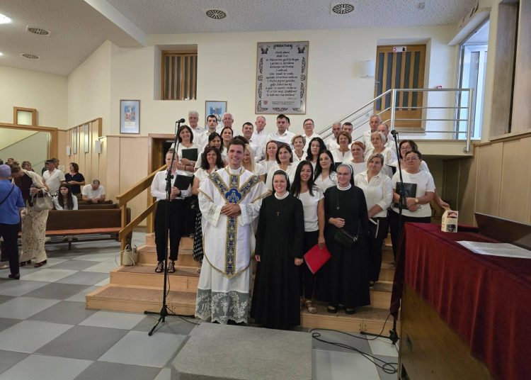 Mlada misa don Frane Josipa Bešlića u Posušju