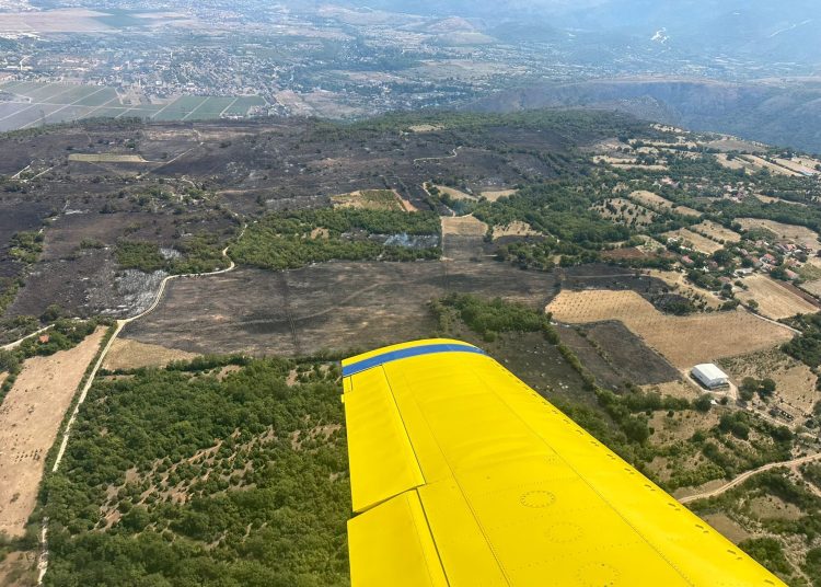 Pakleni požar kod Mostara: Avion ispustio 50.000 litara vode, sudjelovalo 40 vatrogasaca