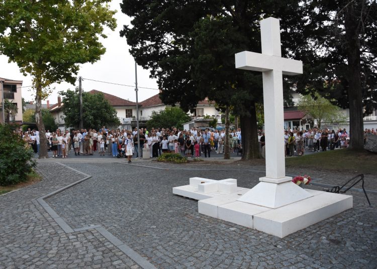 Procesija u Čitluku na uočnicu Velike Gospe: Zahvala Mariji i počast braniteljima