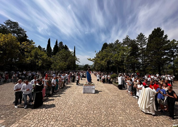 Široki Brijeg svečano proslavio Veliku Gospu
