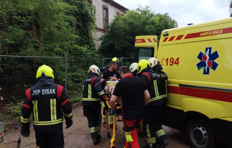 Dvojica radnika u Hrvatskoj teško ozlijeđena nakon pada košare s visine od 12 metara