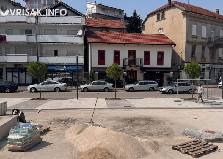 Široki Brijeg: Posađen novi drvored umjesto uklonjenog starog oraha