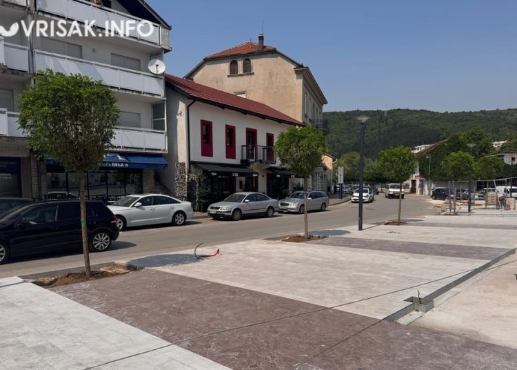 Široki Brijeg: Posađen novi drvored umjesto uklonjenog starog oraha