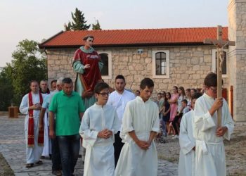 Predstava „Dide, pobiše nam fratre“ potresla Hardomilje