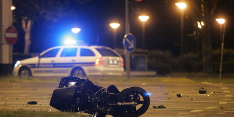 Tragična nesreća: Poginula dvojica mladića na motociklu kod Benkovca, jedan od njih je mladi vatrogasac