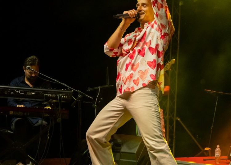 Adi Šoše održao koncert karijere u svom rodnom gradu