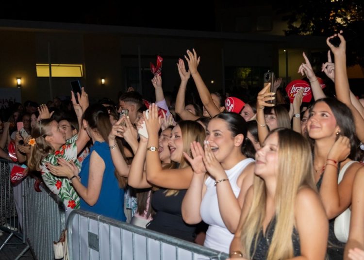 Adi Šoše održao koncert karijere u svom rodnom gradu