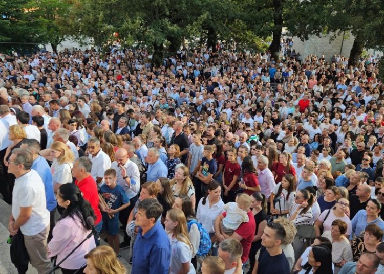 Blagoslovljena nova crkva u Posušju, okupilo se više od 6.000 vjernika