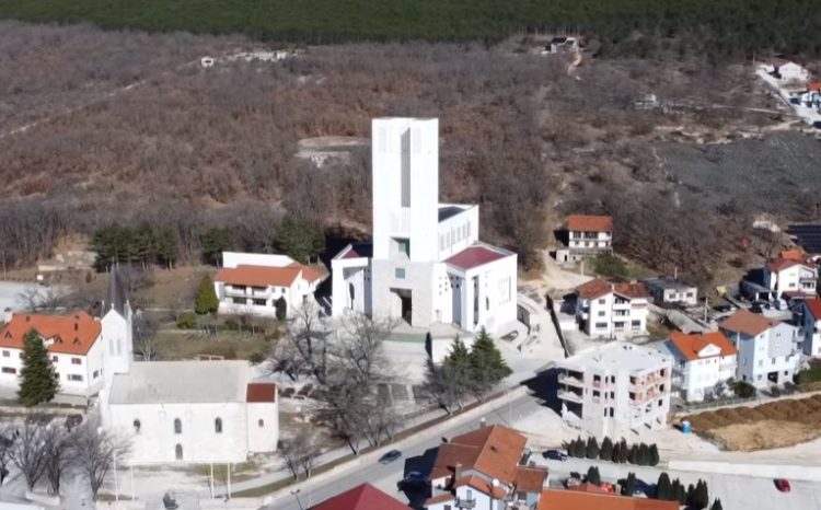 Dan koji će se pamtiti: Posveta nove crkve u Posušju