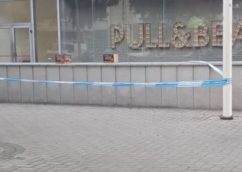 Detonacija ispred hotela Mepas, policija na terenu