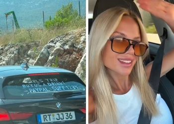 Djevojke u Makarskoj postale hit, na autu napisale: “Djevojke putuju, kupite nam piće”