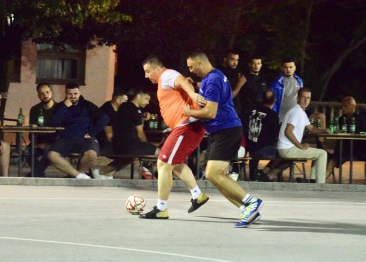 Večeras veliko finale u Širokom Brijegu: Utakmice stokilaša i veterana na Trnu