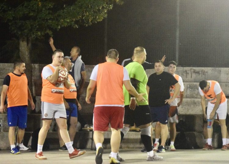 Večeras veliko finale u Širokom Brijegu: Utakmice stokilaša i veterana na Trnu