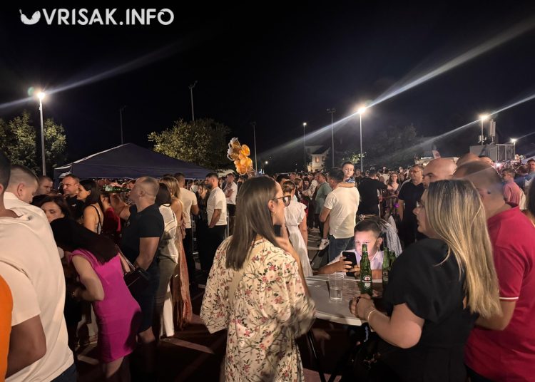 Antonietta i Slavonia Band raspjevali i rasplesali Široki Brijeg na Veliku Gospu