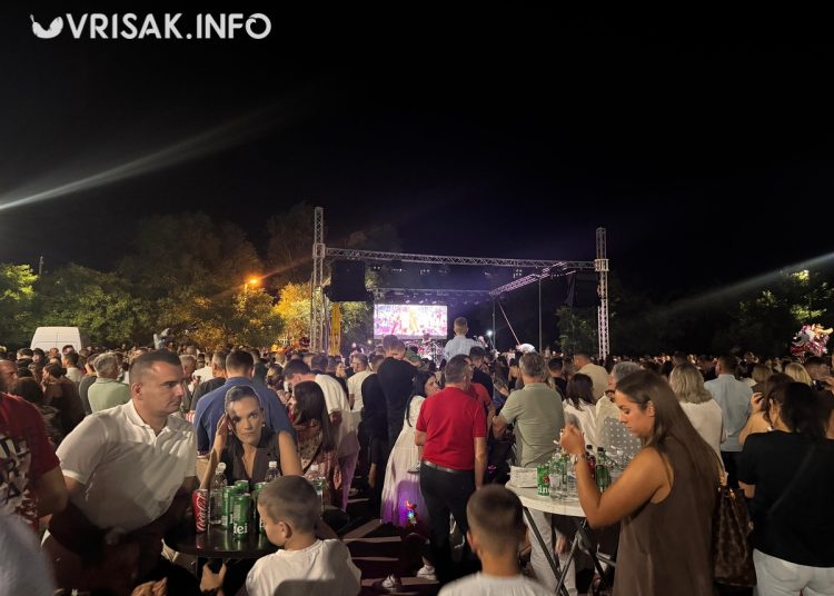 Antonietta i Slavonia Band raspjevali i rasplesali Široki Brijeg na Veliku Gospu