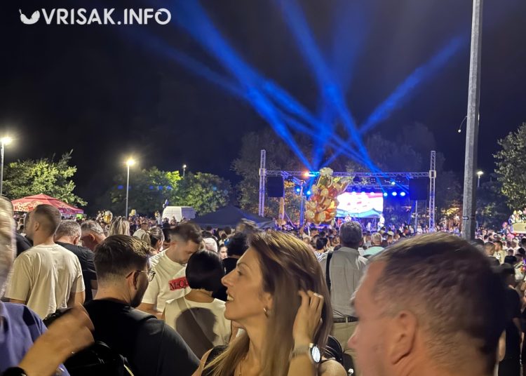 Antonietta i Slavonia Band raspjevali i rasplesali Široki Brijeg na Veliku Gospu