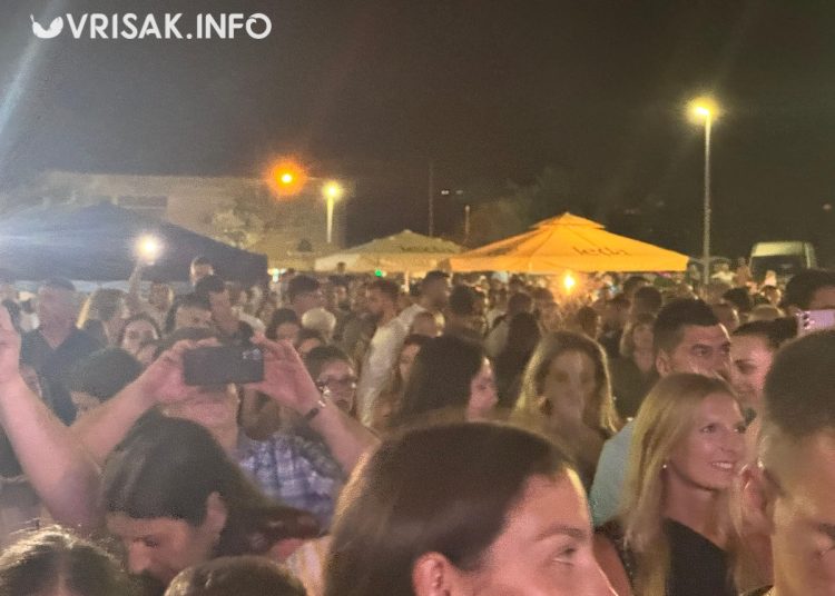 Antonietta i Slavonia Band raspjevali i rasplesali Široki Brijeg na Veliku Gospu