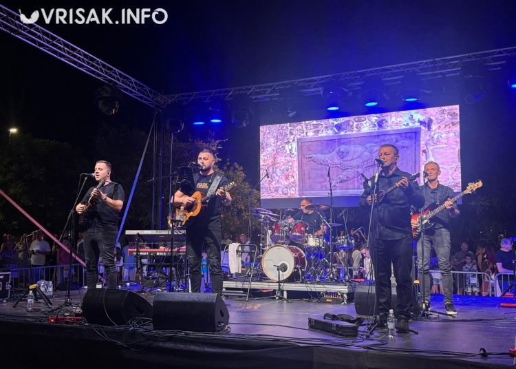 Antonietta i Slavonia Band raspjevali i rasplesali Široki Brijeg na Veliku Gospu