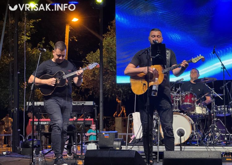 Antonietta i Slavonia Band raspjevali i rasplesali Široki Brijeg na Veliku Gospu
