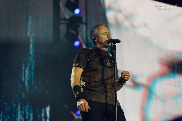 Instagram blokira profile korisnika zbog snimki s Thompsonovog koncerta u Sinju