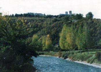 Iz prošlosti Širokog Brijega: Pogled sa Zorićevine na crkvu i gimnaziju