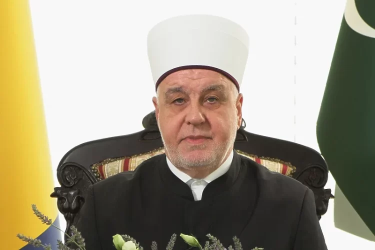 Kavazović: Klanjati u inat nekome je zabranjeno