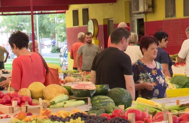 Mostarska tržnica ima bogatu ponudu, ali i visoke cijene voća i povrća