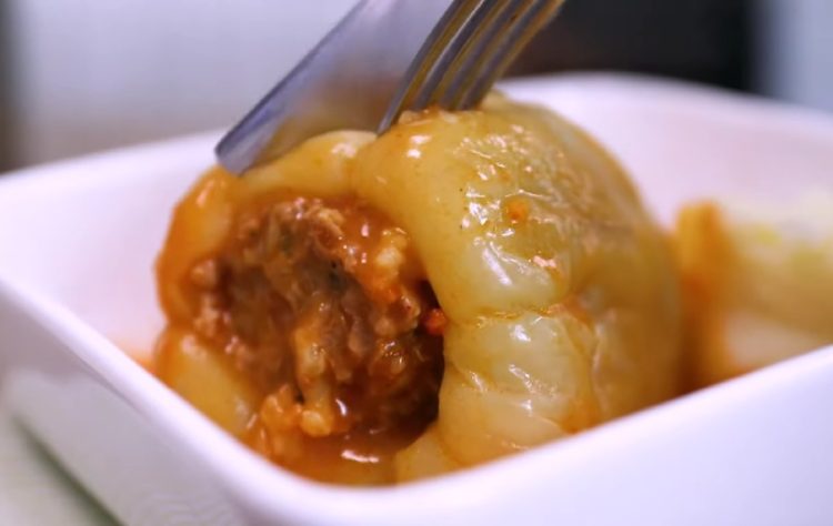 Najbolji ljetni recept: Punjene paprike koje će vas vratiti u djetinjstvo