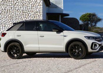 Novi Volkswagen T-Roc uhvaćen bez kamuflaže