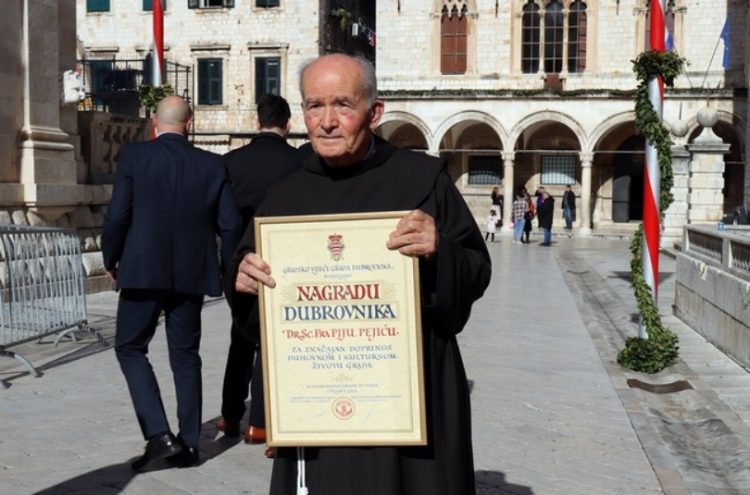 Preminuo omiljeni franjevac hercegovačkih korijena