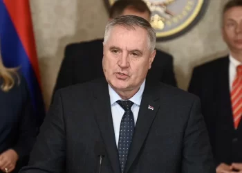 Radovan Višković podnio ostavku, bira se nova Vlada RS-a