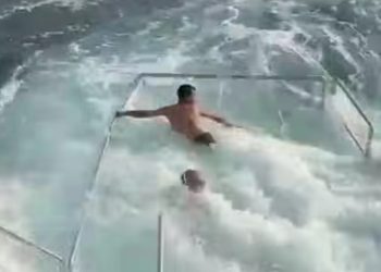 (VIDEO) Trojica mladića iz Cavtata spasila Francuze iz olujnog mora