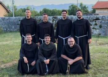 Sedmorica franjevaca polažu doživotne zavjete, Široki Brijeg daruje dvojicu