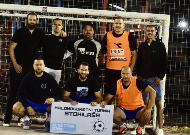 Široki Brijeg: Šest utakmica, harmonika i golijade pod reflektorima Trna