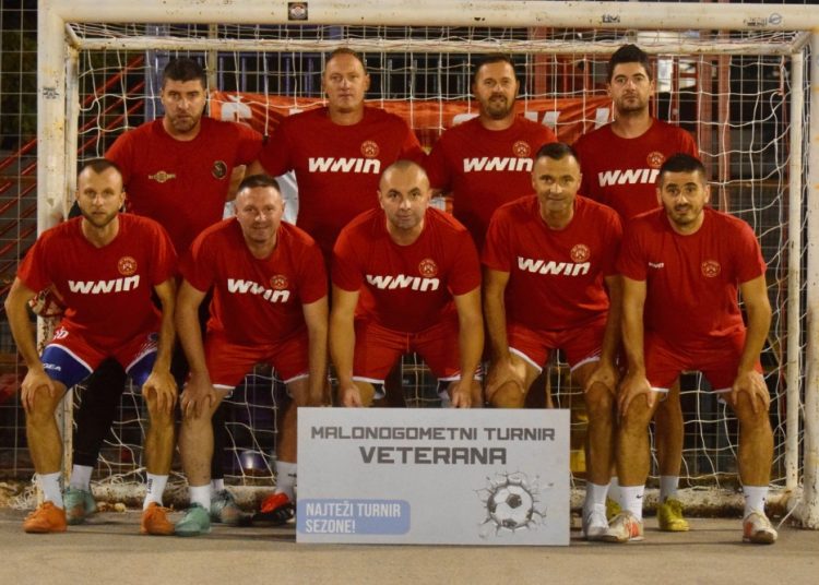 Široki Brijeg: Spektakl pod reflektorima Trna okončan velikim finalom i feštom