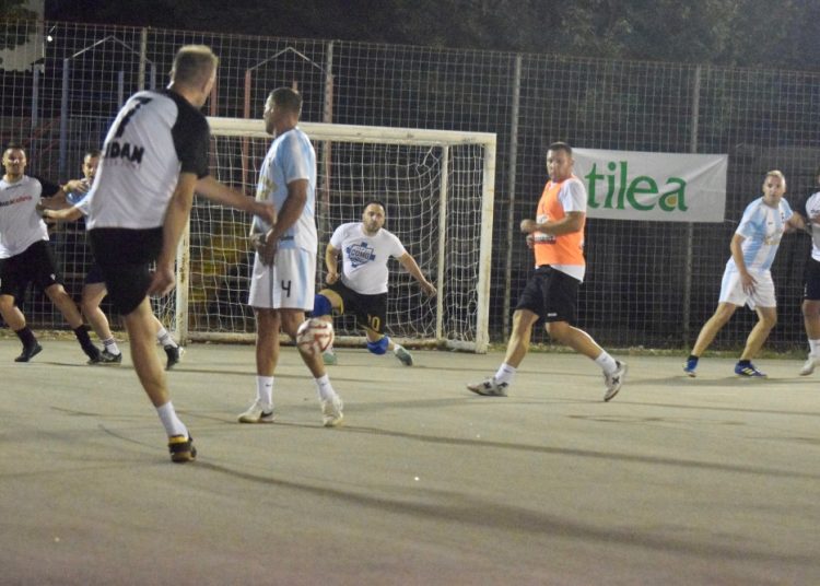 Spektakl u Širokom Brijegu: Počeo 1. Malonogometni turnir stokilaša na Trnu