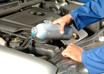 Tekućine u automobilu koje život znače, ovo trebate znati