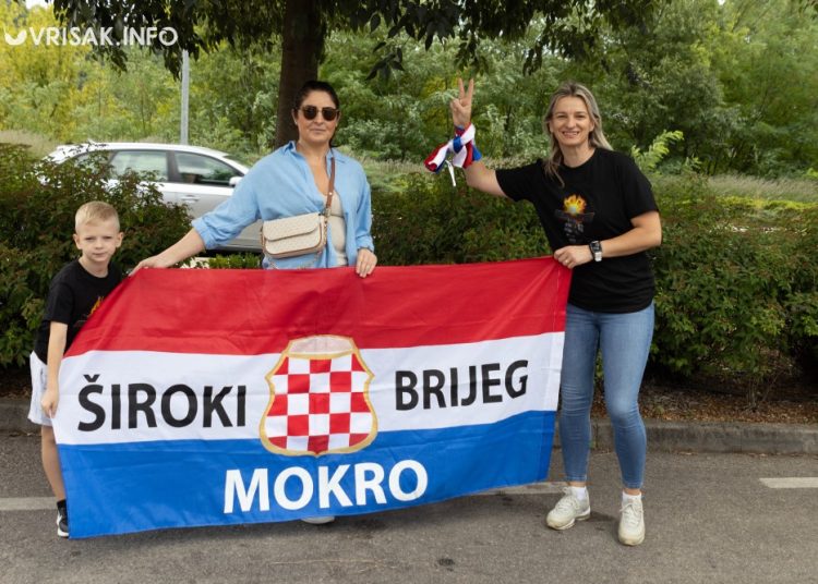 Autobusi iz Širokog Brijega krenuli na Thompsonov koncert u Sinj